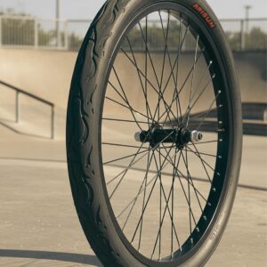 Pneu Bike Arisun 26X2.125 PretoTipo Flame Freeride Grau Slick Balão
